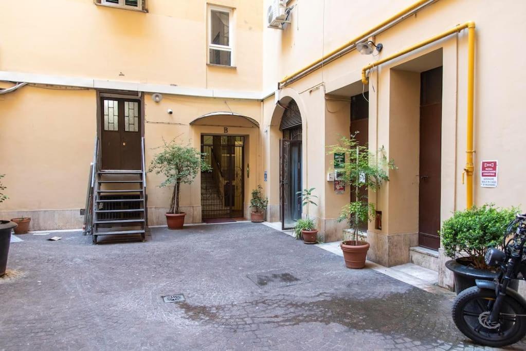 Nova Domus Colosseo Рим Экстерьер фото